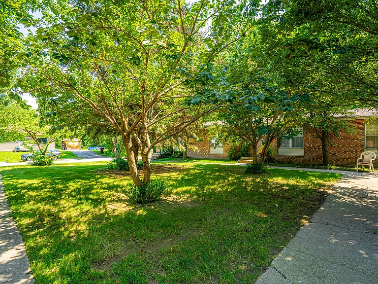 801 Carla Dr #7 — Photo 8