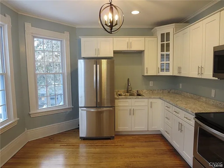 1801 James St #2 — Photo 11