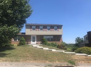 18 Rizzi Dr, Irwin, PA 15642