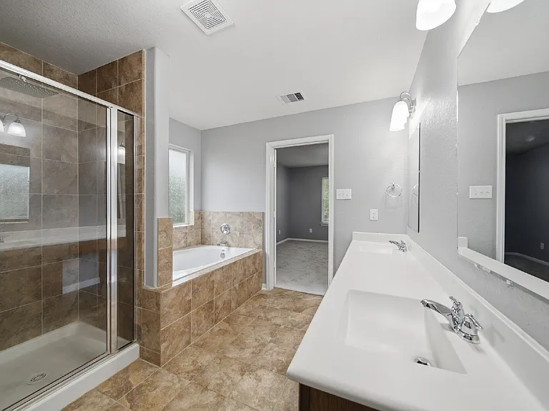 2306 Emerald Stone Ct — Photo 13