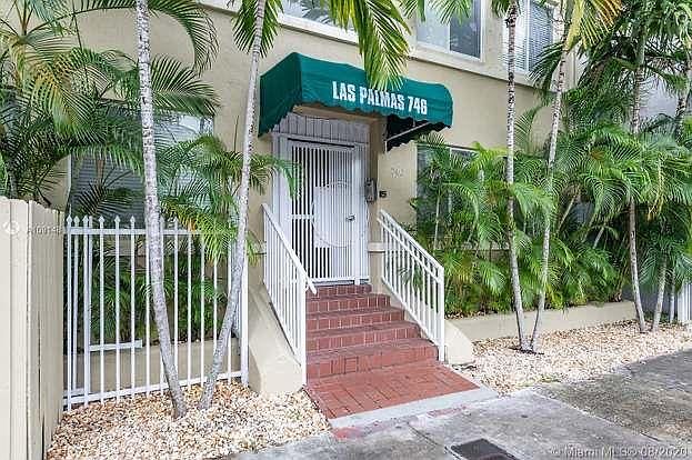 2nd image of 746 SW 2nd St APT 2