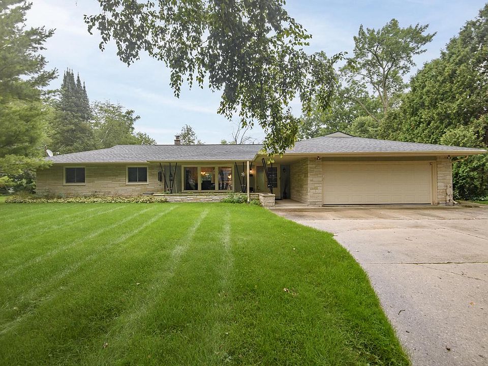 1st image of 7420 N Longview AVENUE
