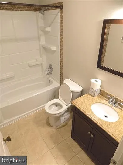 135 Land Or Dr — Photo 11