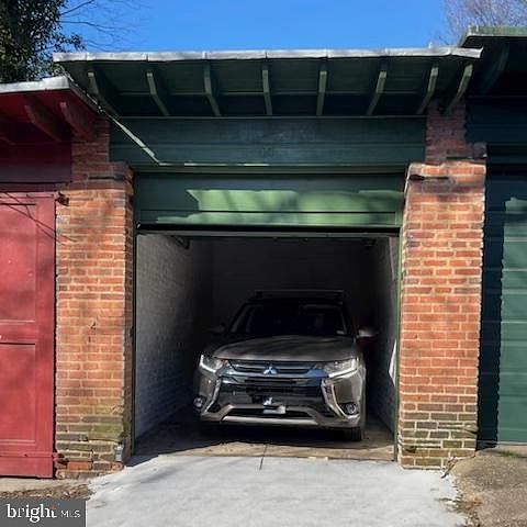 2nd image of 1657 31st St NW