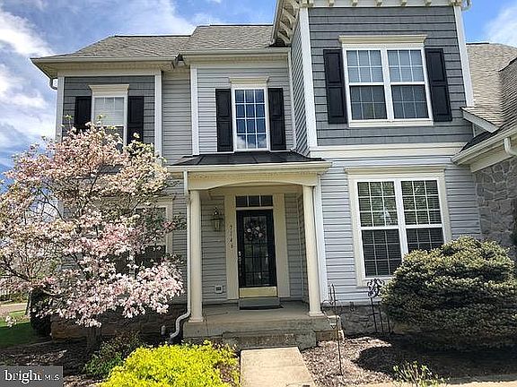 3rd image of 7146 Hills Ln