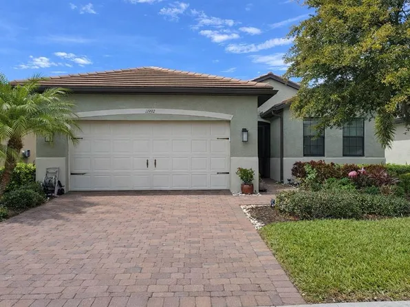 11992 Blazing Star Dr, Venice, FL 34293