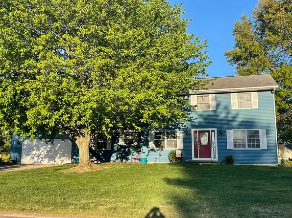 1503 N Countryview Ln, Robinson, IL 62454