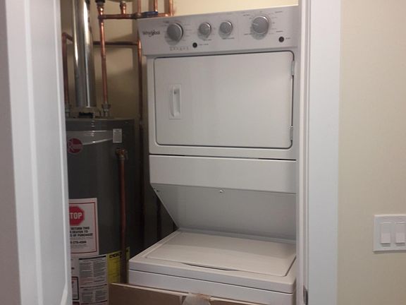 3rd image of 1640 N Talman Ave #1R