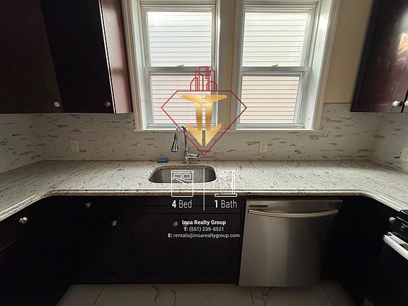 2nd image of 198 Danforth Ave APT 2