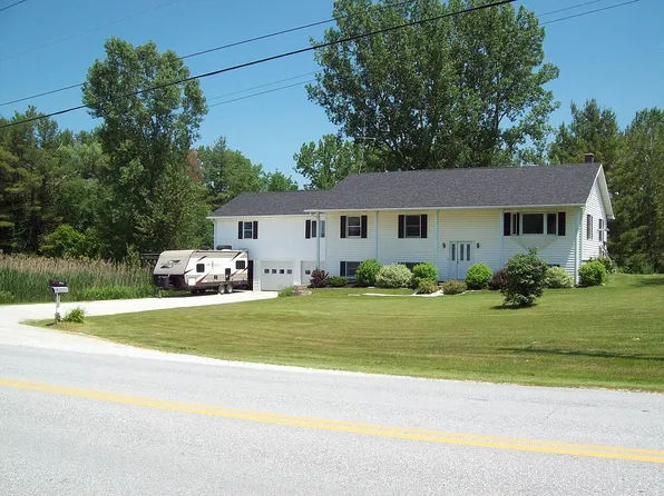 1941 Corn Hill Rd, Pittsford, VT 05763