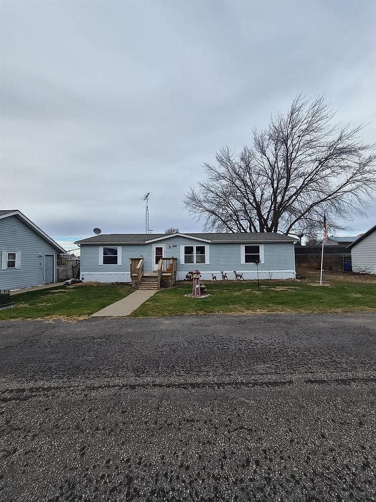 1510 14th Street, Hazel Green, WI 53811 | MLS #2012921 | Zillow