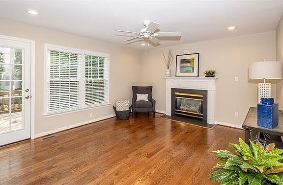 4th image of 10817 Hurley Ct