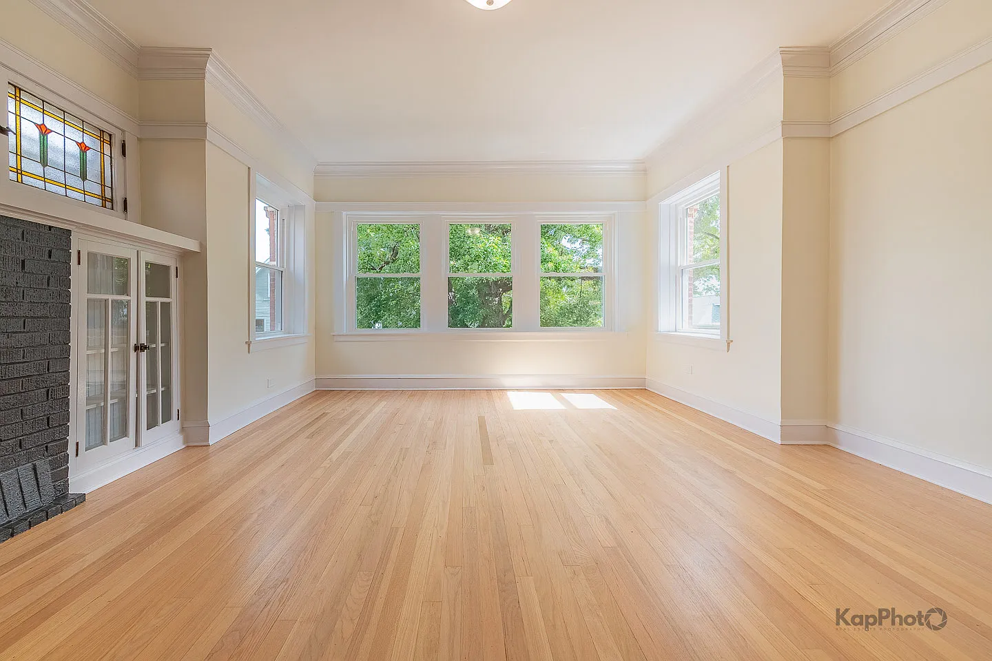 3818 N Kimball Ave — Photo 4