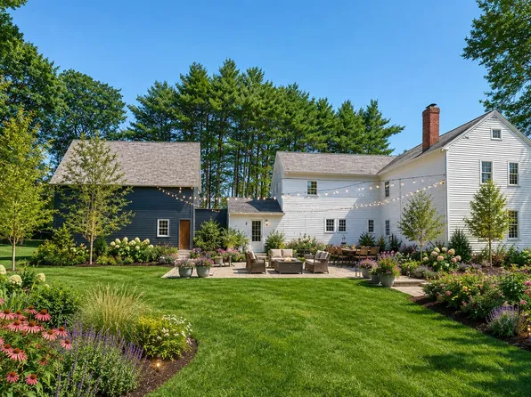 259 Falmouth Road, Falmouth, ME 04105