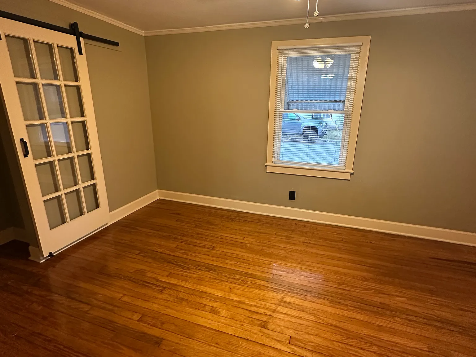 4 bed, 1484 sqft, $2,650 — Photo 3