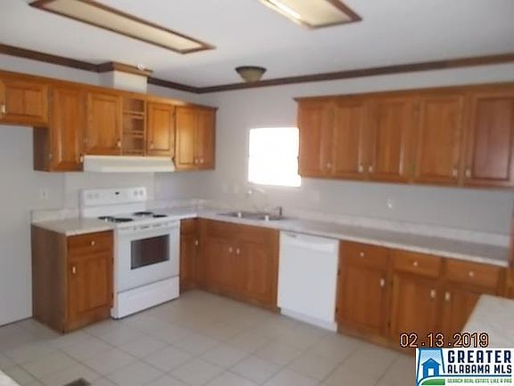 5th image of 429 Harpers Ln
