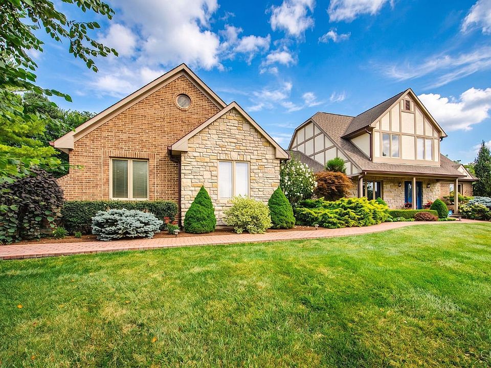 1st image of 260 Heathwood Ln