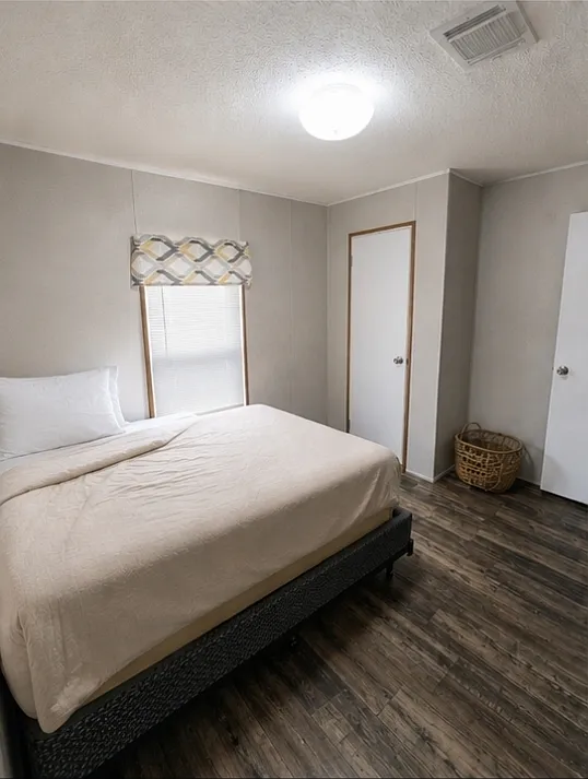 2 bed, 728 sqft, $1,500 — Photo 3