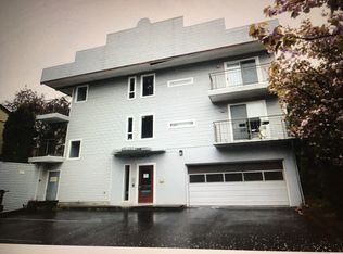 1722 NE 145th St #301, Seattle, WA 98155