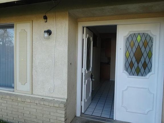 3rd image of 1763 Brady Ln