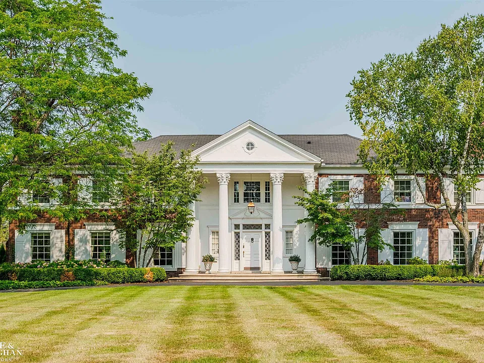 Jimmy Copley&Char With Paul Jackson,Yos… 15701 Robson St, Detroit, MI 48227 | Zillow
