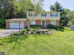 9905 Carillon Dr, Ellicott City, MD 21042