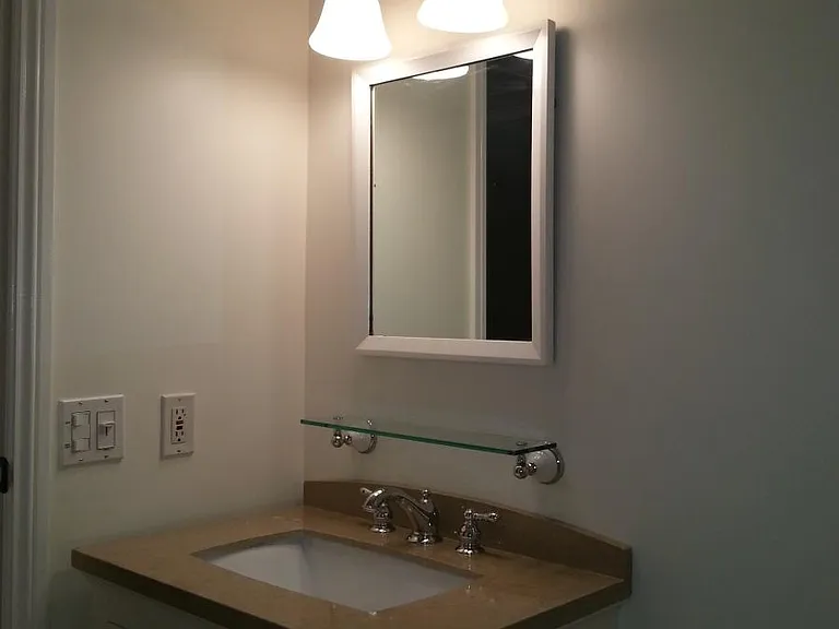 Full Bath 1