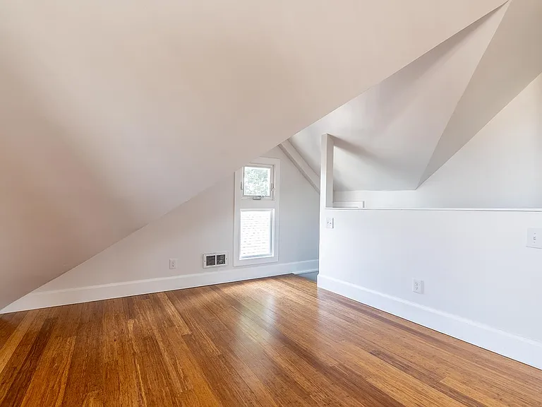 2314 Hoyt Ave #D — Photo 13