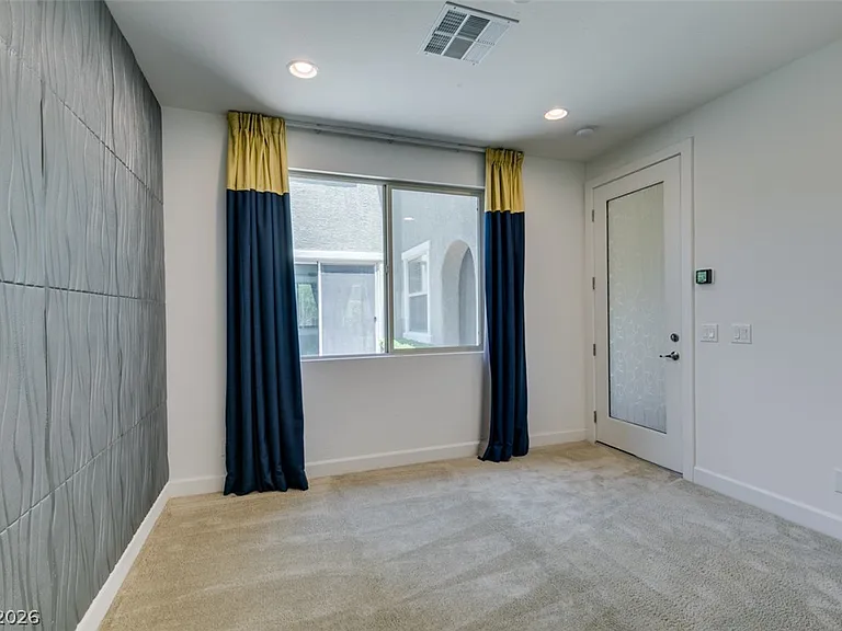 1027 Whitworth Ave — Photo 52