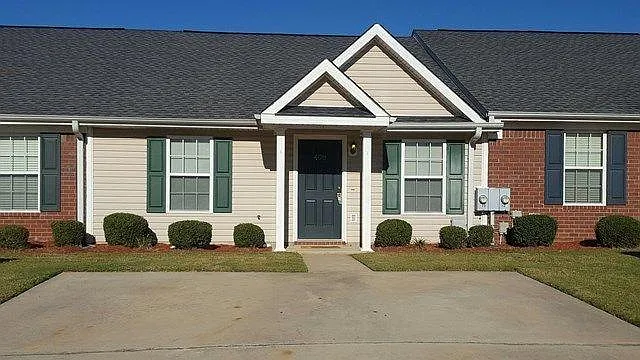 408 Newhaven Ct