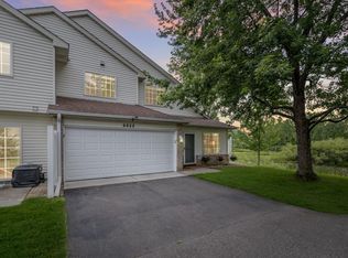 6822 Benton Cir #37, Inver Grove Heights, MN 55076