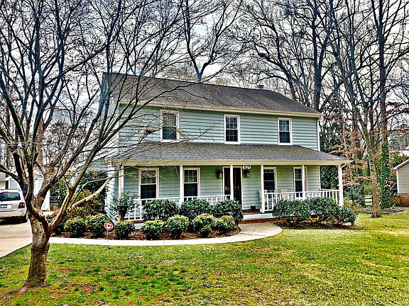2nd image of 4642 Crooked Oak Ln