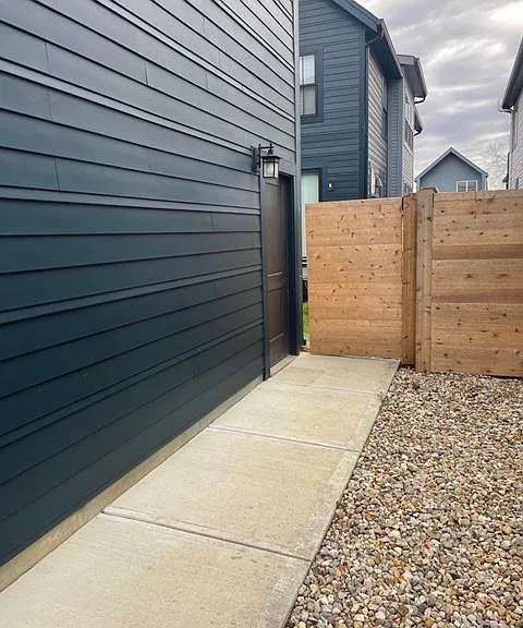 1624 Carrollton Ave — Photo 24