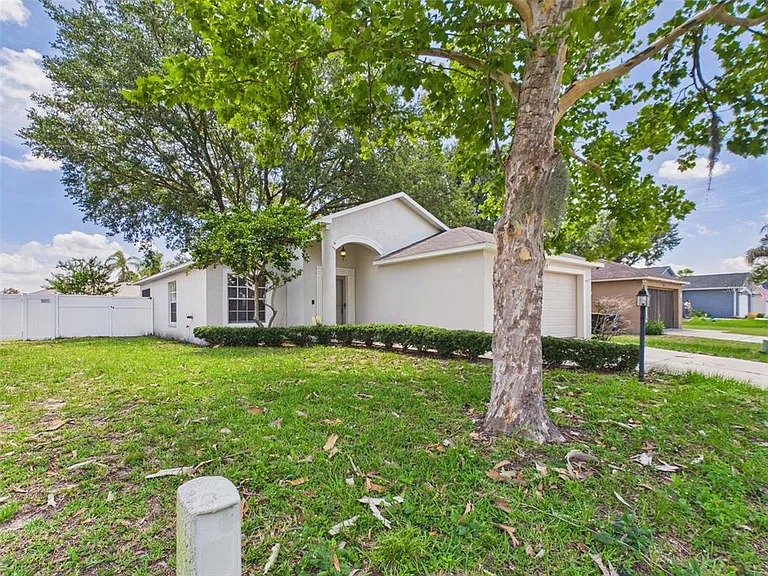 128 Eagle Point Blvd — Photo 34