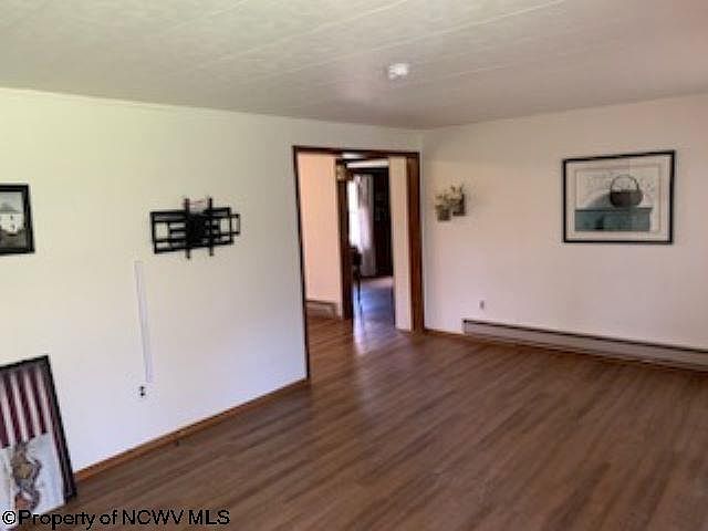 2nd image of 2655 Bunner Ridge Rd