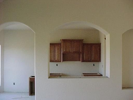4th image of 705 CREST VIEW