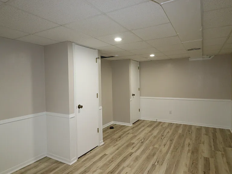 2408 S Gladys Ave — Photo 28