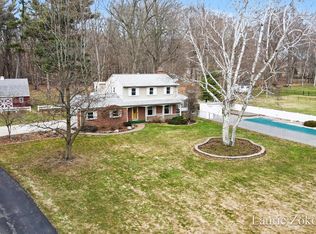 1181 Lake Michigan Dr NW, Grand Rapids, MI 49534