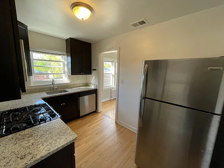 371 Central Ave #2E — Photo 8