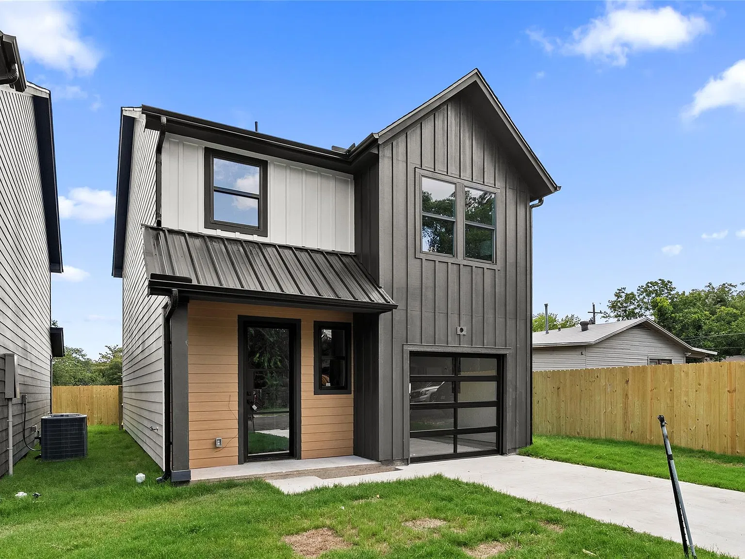 3 bed, 2.5 bath, 1538 sqft, $2,900 — Photo 1