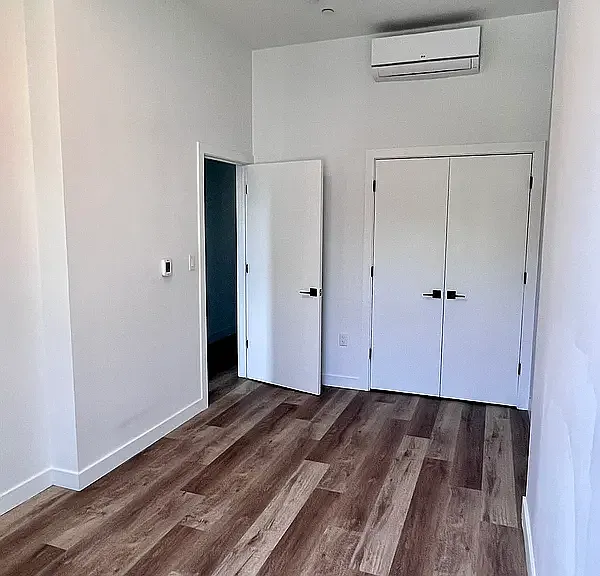 203 Bedford Ave #3 — Photo 7