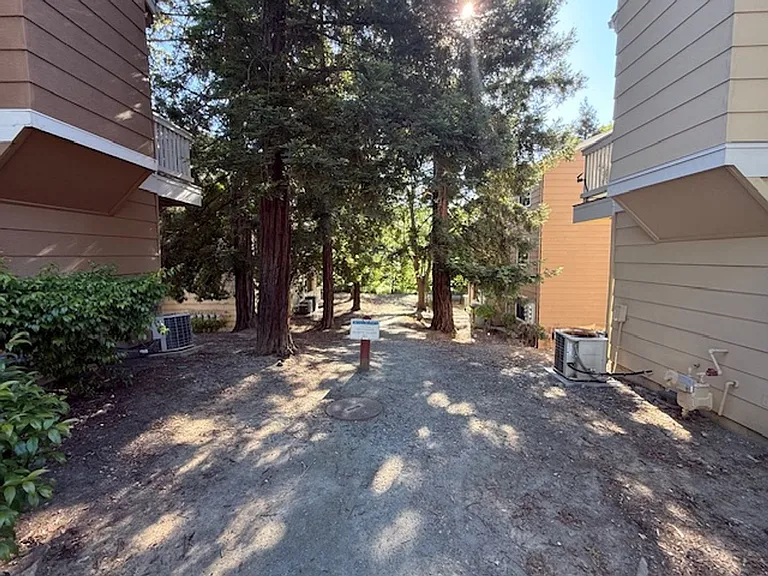 300 Mill Rd — Photo 25