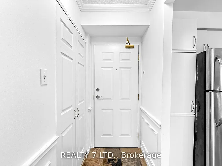 1270 Maple Crossing Blvd #412 — Photo 24