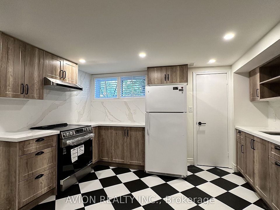 1st image of 570 Exbury Cres #Basement