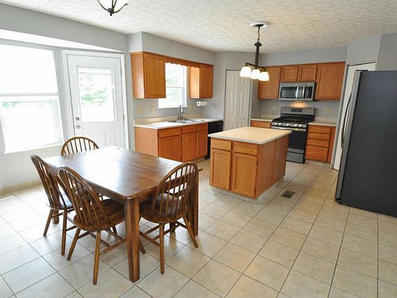 4th image of 4157 Demorest Cove Ct