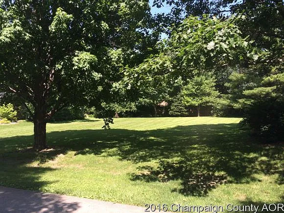 34 Willow Ct photo 1