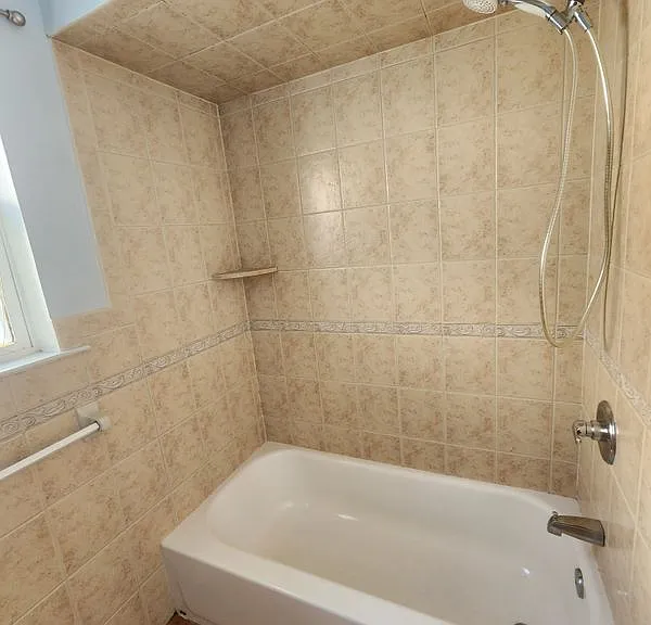 821 Anna St #2 — Photo 4