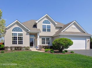 2008 Switchgrass Ln, Yorkville, IL
