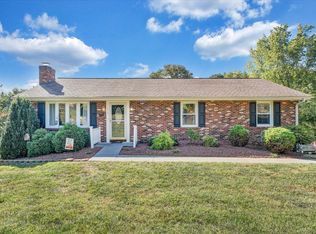 217 Ridgeview Rd, Blue Ridge, VA 24064