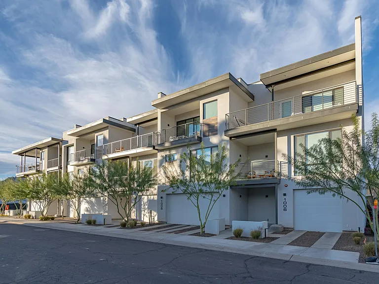 MZ Scottsdale — Photo 4